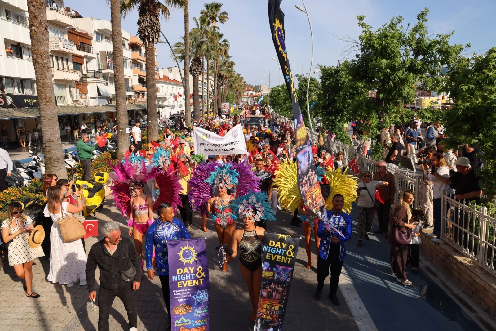 Marmaris’te 14 Ülkeden Latin Rüzgarı