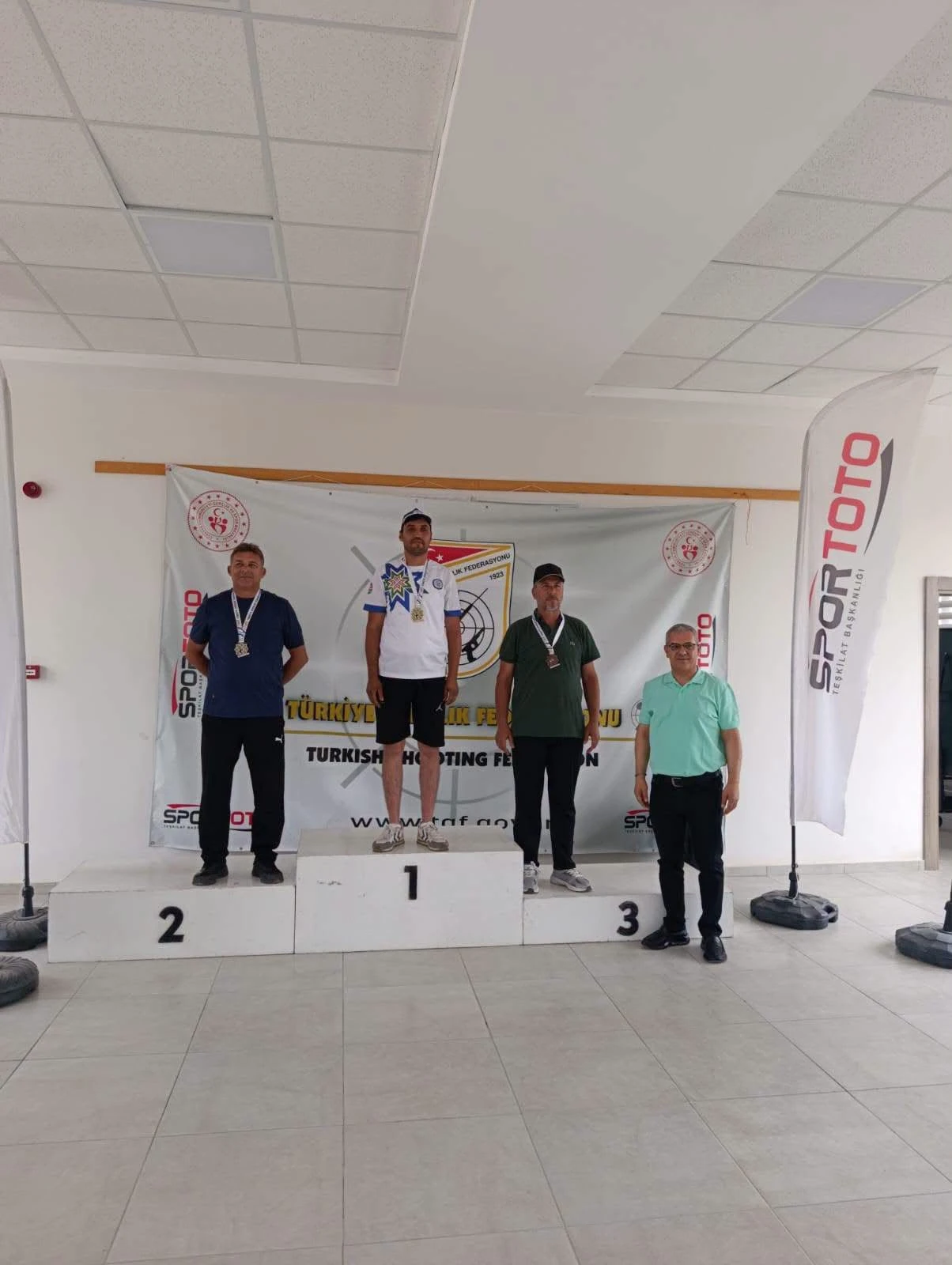 Büyükşehir Sporcularından Çifte Şampiyonluk