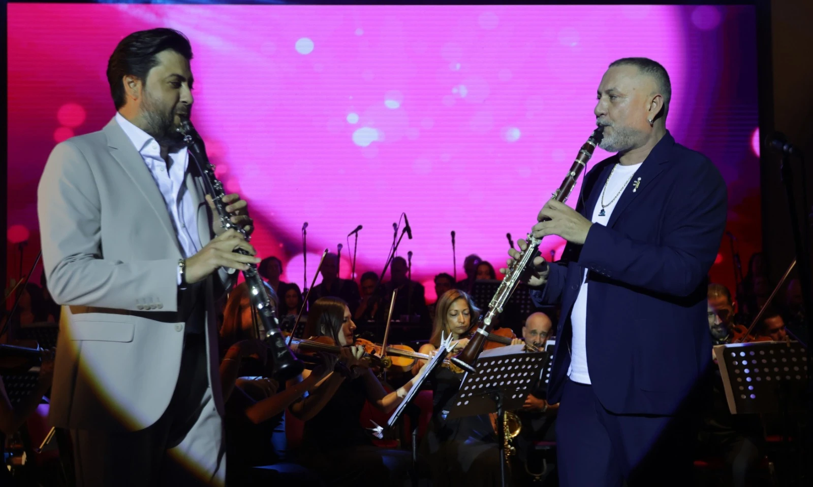 Menteşe’de Festival Fırtınası! Şadan Gökovalı Tiyatrosu Doldu Taştı